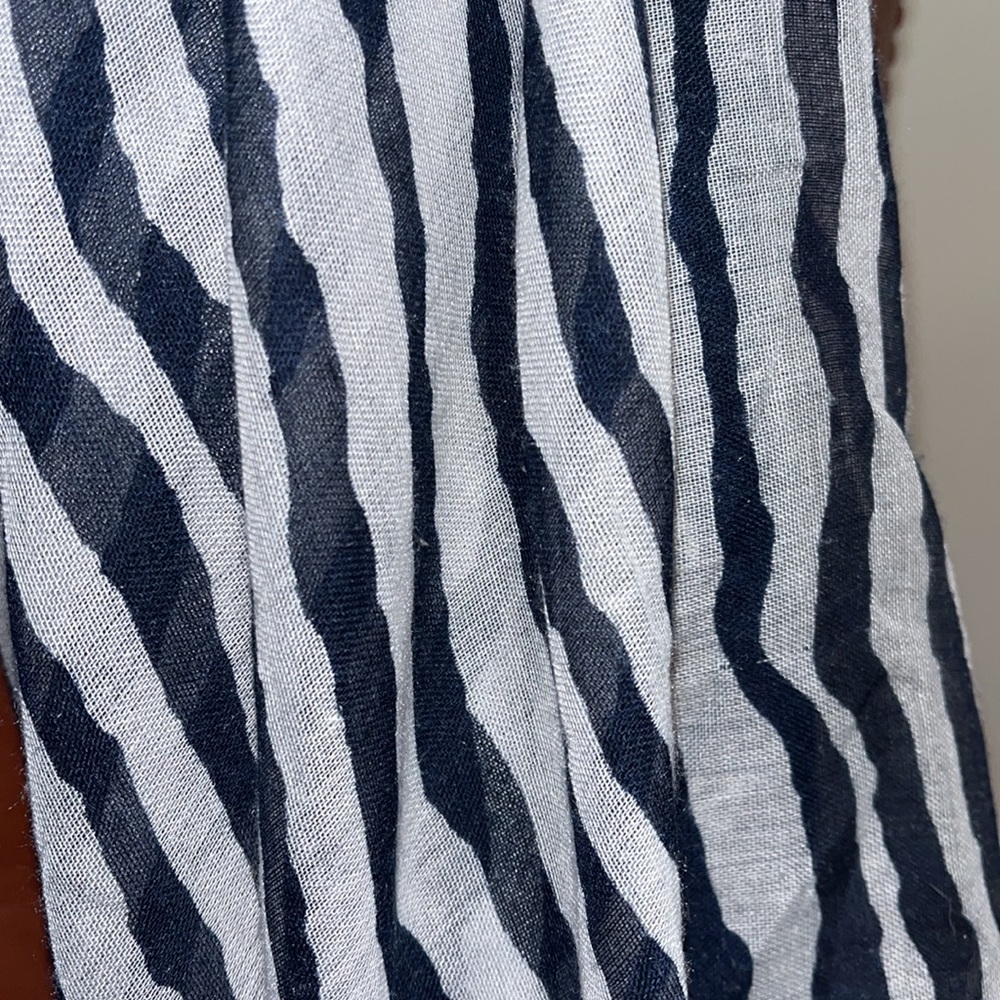 Anchor Scarf - Picture 3 of 3